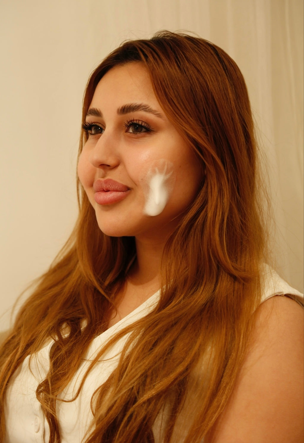 غسول رغوي للتفتيح والتنظيف العميق -رهام شلباية Reham Shelbaye